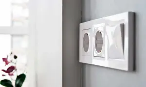 Koszt punktu elektrycznego 2026: Ile zapłacisz i jak zaoszczędzić?