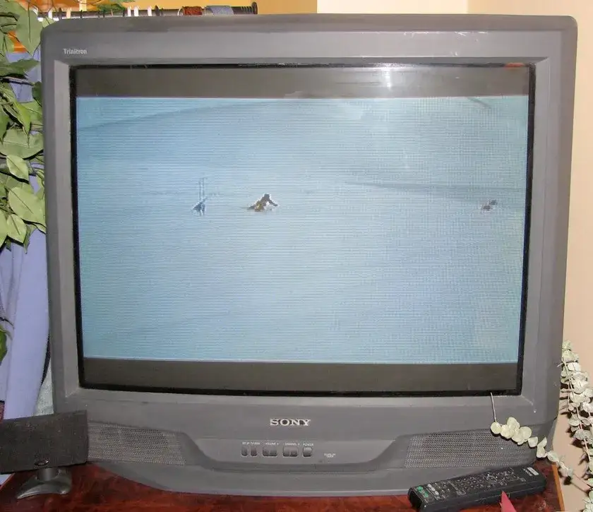 stare telewizory kineskopowe i plazmowe